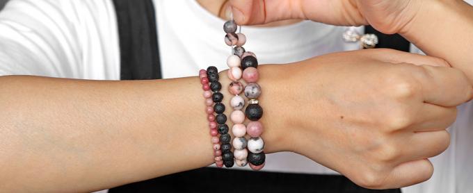 Crystal Gemstones Bracelet,Anxiety Stress Relief Bracelet Handmade Purple Jewelry Gifts For Women Rakhi Positive Energy Gifts Gifts for Cleansing Home Decor 1