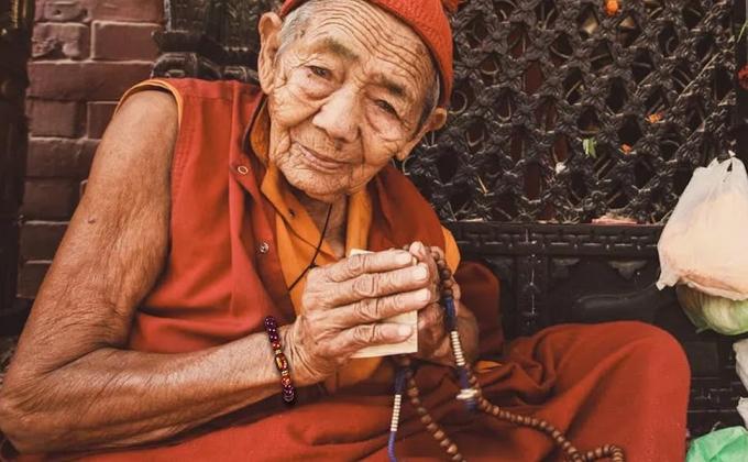 Le bracelet Feng Shui Cinnabar, un bracelet porte-bonheur qui peut chasser les mauvais esprits du Tai Sui et vous aider à éviter la malchance. 0