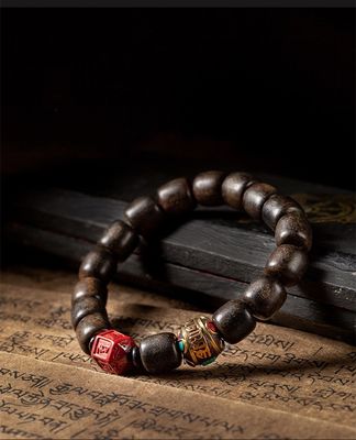 Agarwood Bracelet Round Beads Top Selling Eaglewood Bracelet Prayer Bead bracelet Mala Beaded Bracelets for Men Women Direct Supply Bracelet Premium Quality Fashion Crude Eaglewood Bracelet