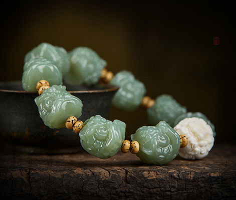 Natural Round Stone Bead Bracelet Magnolia Hetian Jade Nephrite Bracelet Men And Women'S Crystal Bracelet Factory Direct Sales
