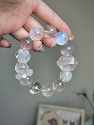 Jinghua Renew Energy Protection Good Luck Feng Shui Natural Star Style Natural Multi-Treasure Crystal Bracelet Amethyst Moonstone Green Ghost Aquamarine Hand Jewelry Female Original