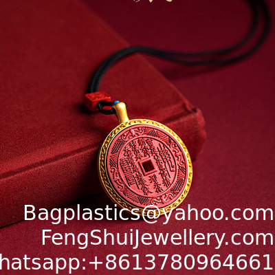 Ein guter Preis. Bergdämmerblumenmünze Cinnabar Halskette zum Schutz, Böses Auge und Glück: Klassischer Taoismus Amulet/Maskot mit verstellbarer Schnur und empfindlicher Schachtel - Vintage-Schmuckgeschenk für alle Altersgruppen Online