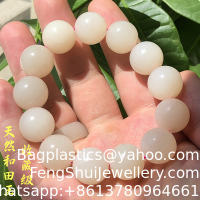 Buen precio Brazalete de perlas de piedra redonda natural Magnolia Hetian Jade Nefrit Brazalete de cristal hombre y mujer Brazalete de fábrica Ventas directas en línea