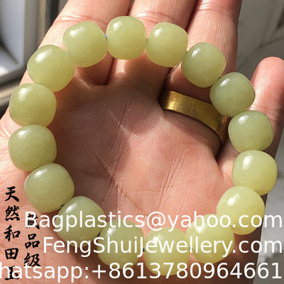 Buen precio Natural Hotan Jade con cuentas Nefrit brazalete para hombres Mujeres Fábrica de joyas mayorista Venta caliente Brasalete de Nefrit pulido Accesorio de moda en línea