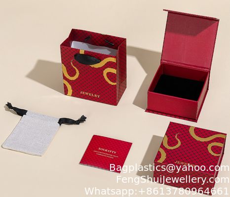 Bon prix LOGO personnalisé Gros Tik Tok en direct en streaming Box de stockage de bijoux chauds Snake Pattern Créatif Flip Cover Ring Boucle d'oreille Jeux de boîtes d'emballage en ligne