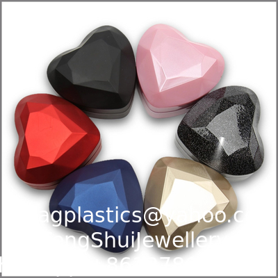 Good price Heart-Shaped Illuminated Jewelry Boxes, Engagement Ring Boxes, Luminous Necklace Boxes, Pendant Jewelry Boxes, LED Light Ring Boxes, High-End Jewelry Boxes, Pendant Boxes, Ins Earring Gift Bo online